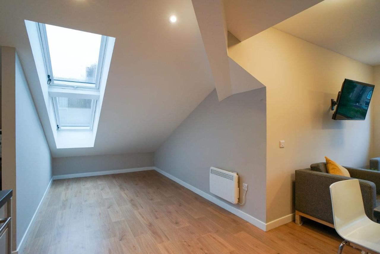 1 Bedroom Apartments, Studios And Ensuite Bedrooms With Shared Kitchen At Centro House In Stirling Eksteriør billede