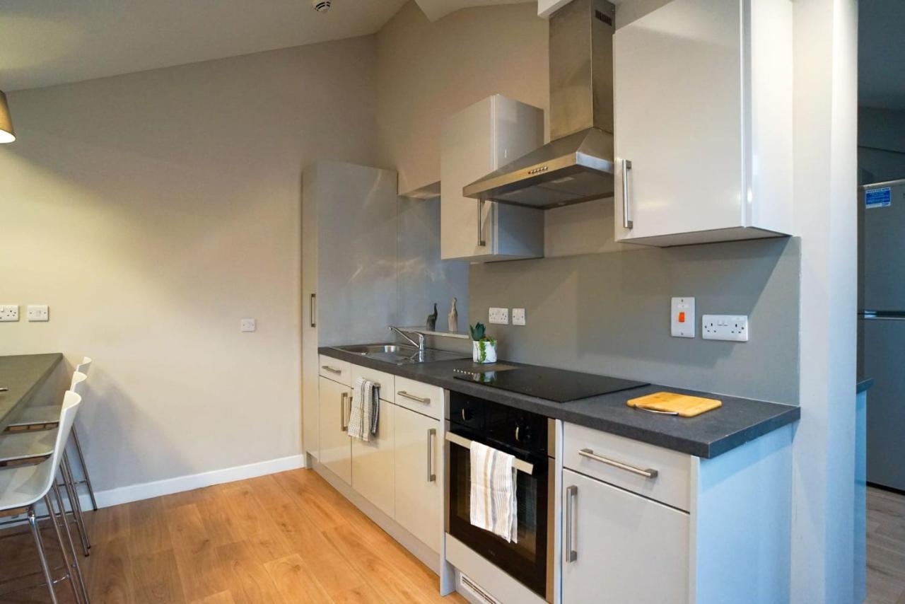 1 Bedroom Apartments, Studios And Ensuite Bedrooms With Shared Kitchen At Centro House In Stirling Eksteriør billede