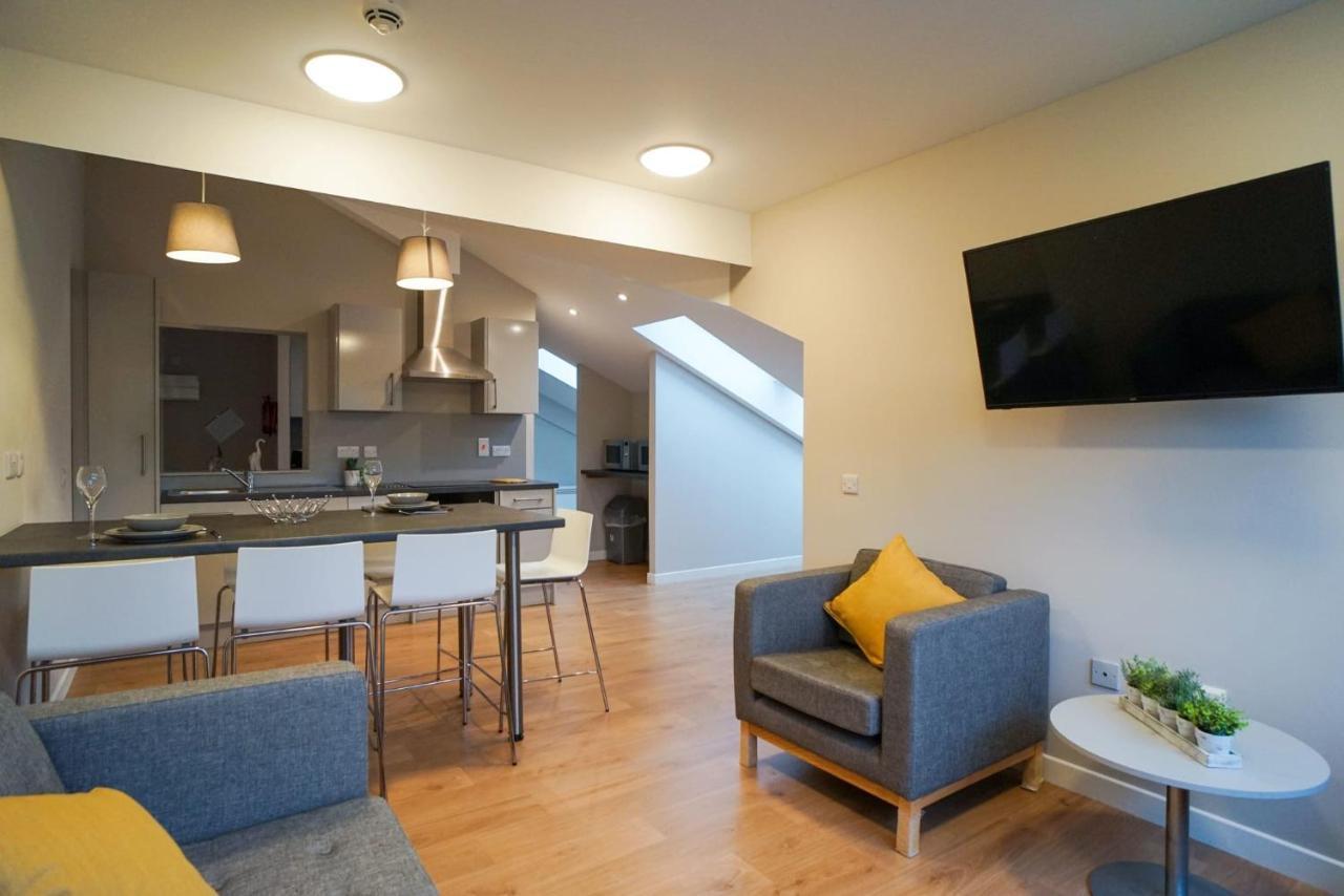 1 Bedroom Apartments, Studios And Ensuite Bedrooms With Shared Kitchen At Centro House In Stirling Eksteriør billede