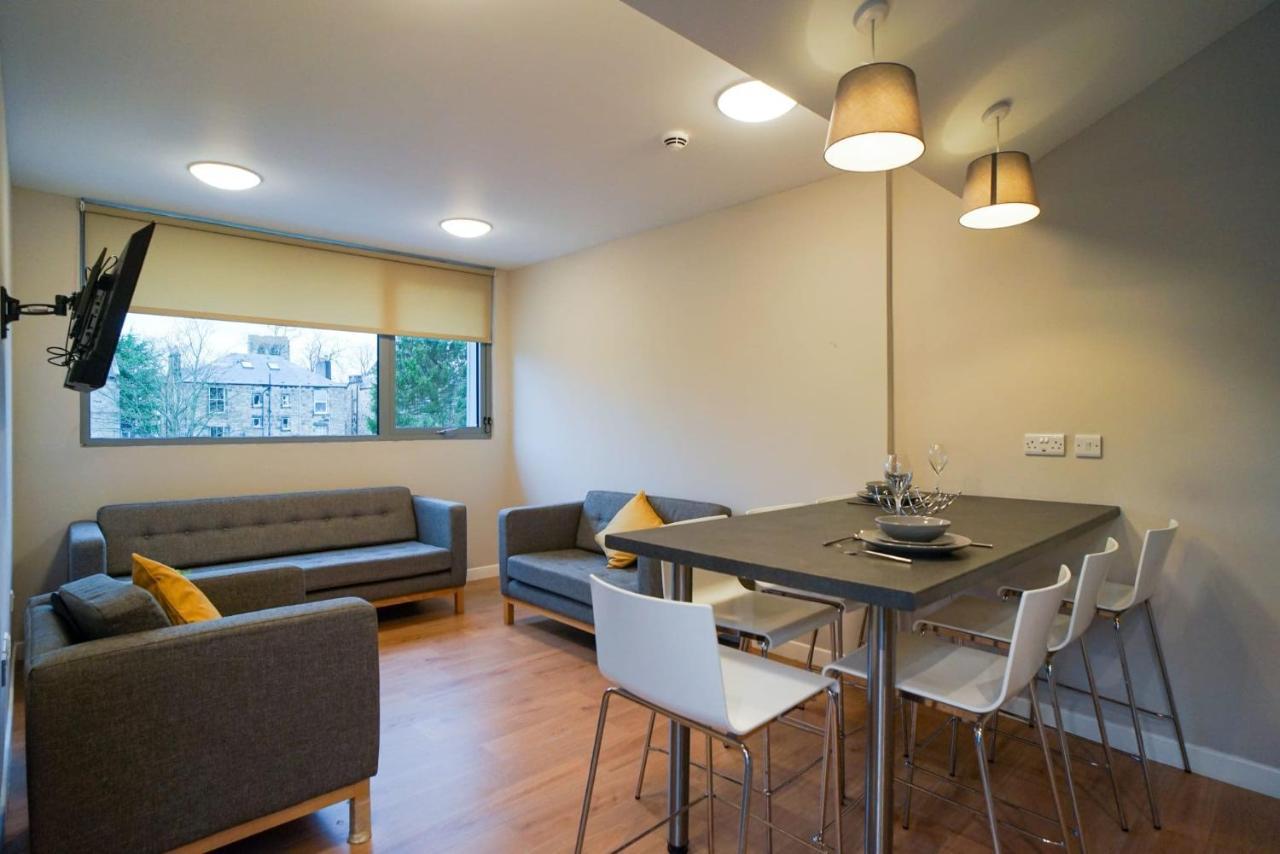 1 Bedroom Apartments, Studios And Ensuite Bedrooms With Shared Kitchen At Centro House In Stirling Eksteriør billede