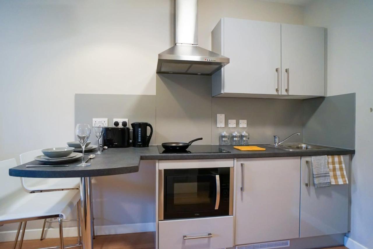 1 Bedroom Apartments, Studios And Ensuite Bedrooms With Shared Kitchen At Centro House In Stirling Eksteriør billede